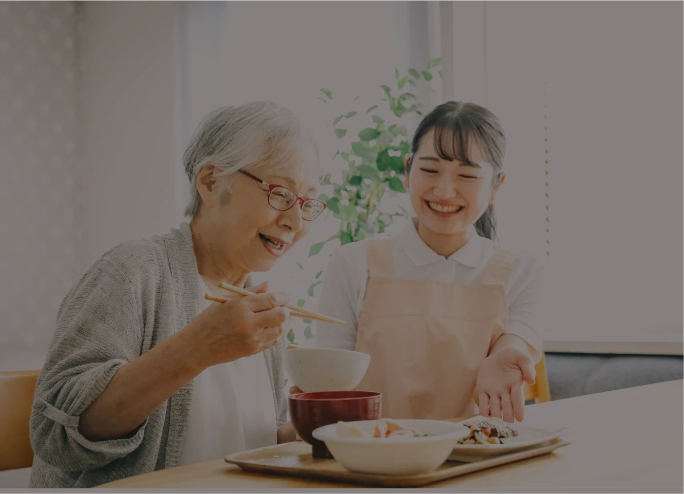 介護施設紹介業｜事業紹介｜みんなを笑顔にする会社｜有限会社アイトスTOP｜不動産｜介護施設紹介｜福祉施設開業｜空き家・空き地活用